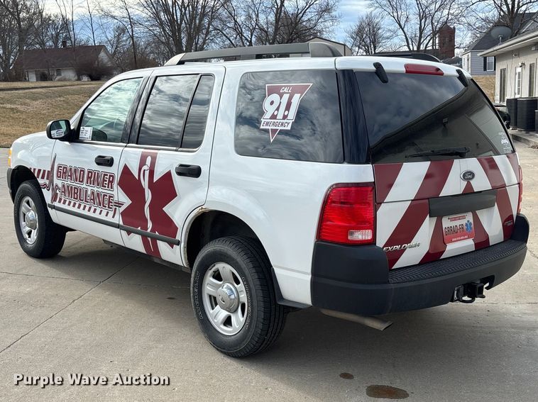 image for item EA4460 2005 Ford Explorer SUV