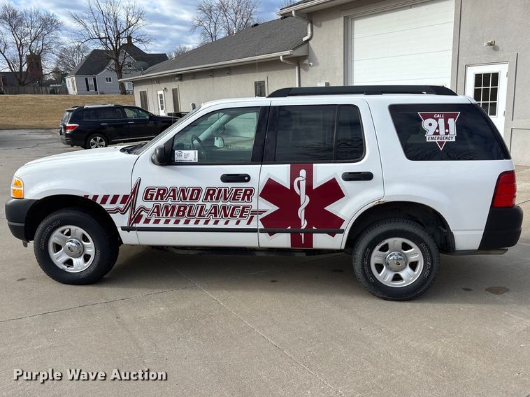 image for item EA4460 2005 Ford Explorer SUV