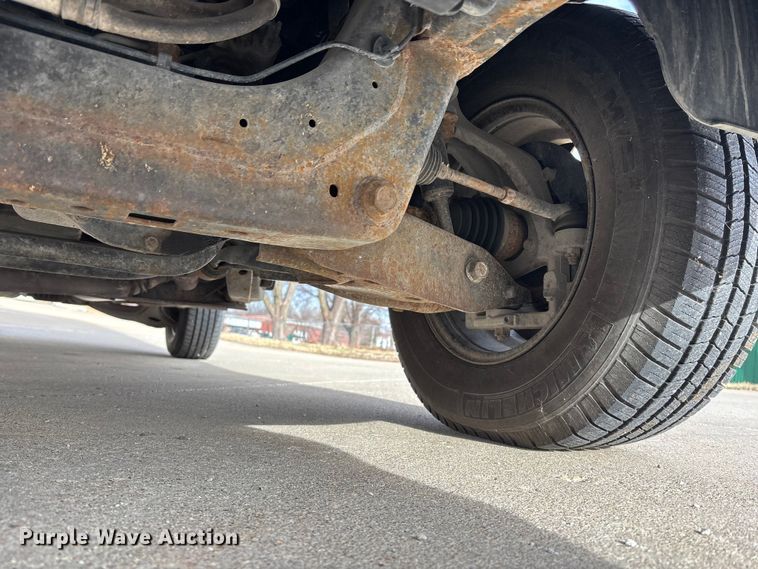 image for item EA4460 2005 Ford Explorer SUV