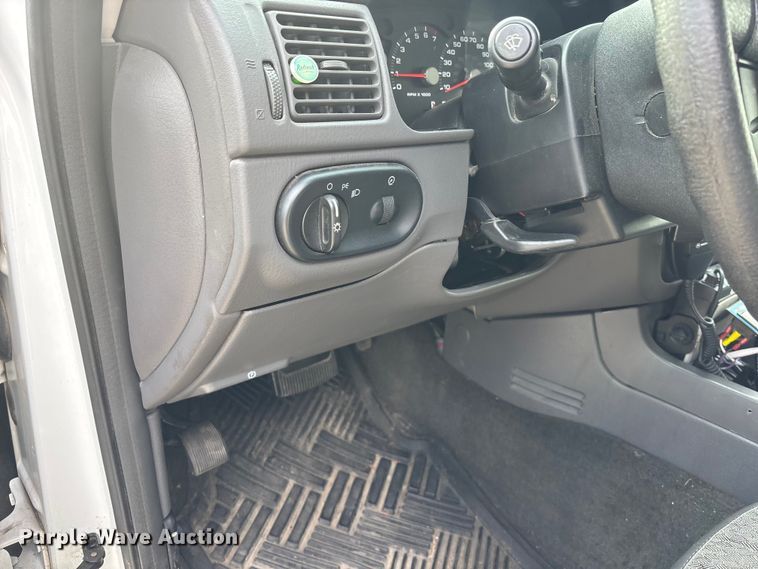 image for item EA4460 2005 Ford Explorer SUV