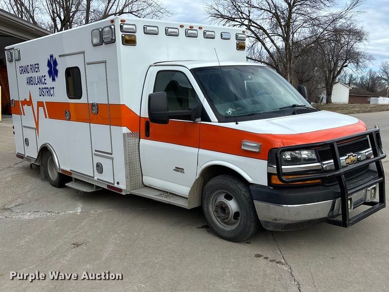 image for item EA4461 2013 Osage Express G4500 ambulance