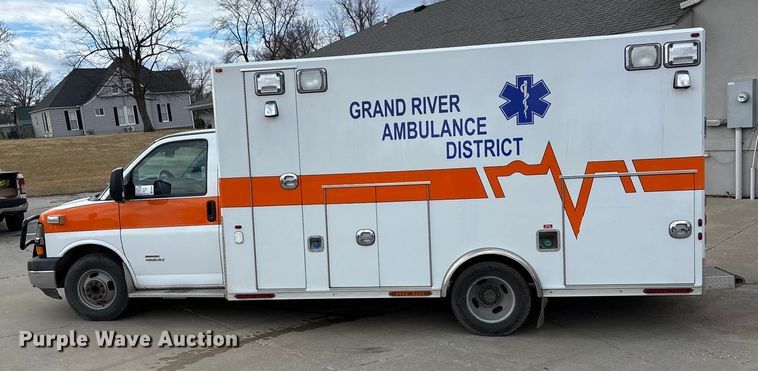 image for item EA4461 2013 Osage Express G4500 ambulance