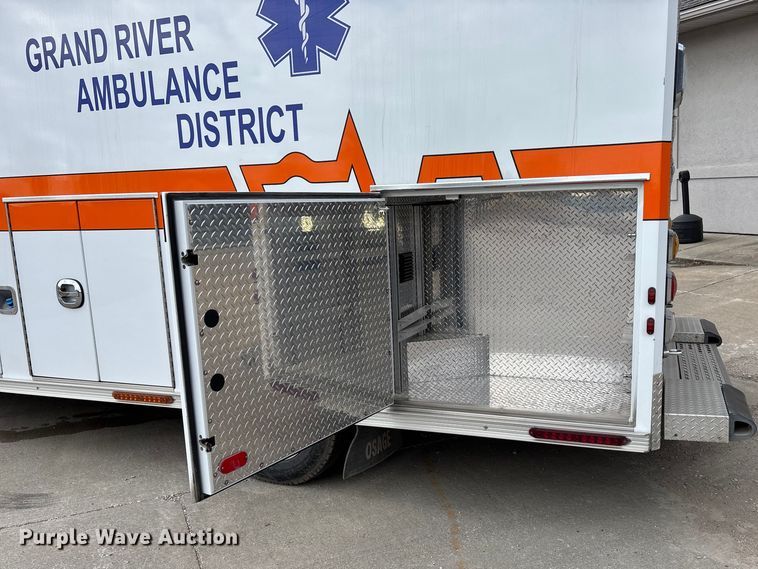 image for item EA4461 2013 Osage Express G4500 ambulance