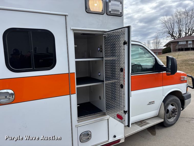 image for item EA4461 2013 Osage Express G4500 ambulance