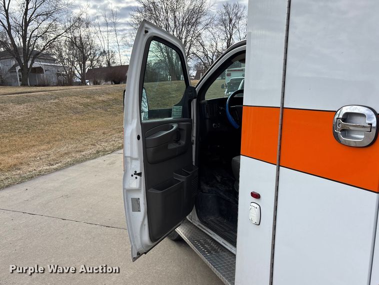 image for item EA4461 2013 Osage Express G4500 ambulance