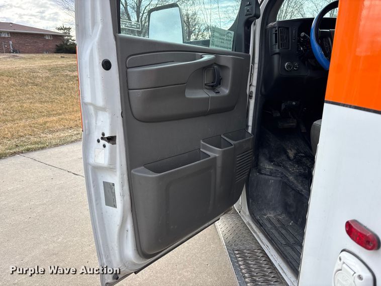 image for item EA4461 2013 Osage Express G4500 ambulance