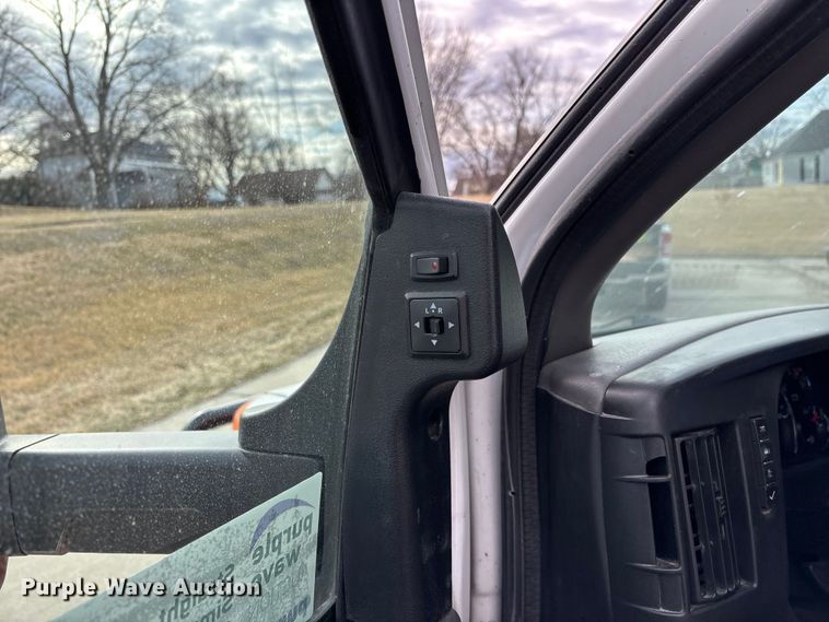 image for item EA4461 2013 Osage Express G4500 ambulance