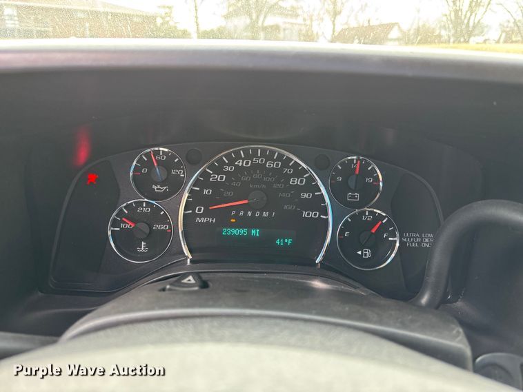 image for item EA4461 2013 Osage Express G4500 ambulance