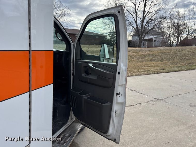 image for item EA4461 2013 Osage Express G4500 ambulance