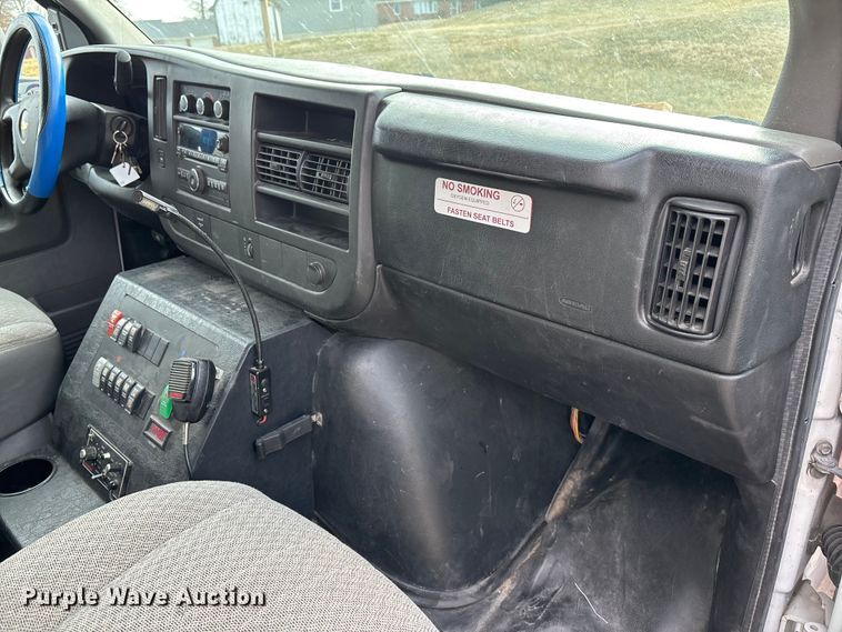 image for item EA4461 2013 Osage Express G4500 ambulance