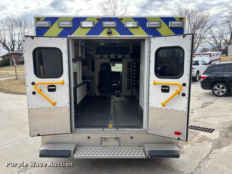 image for item EA4461 2013 Osage Express G4500 ambulance