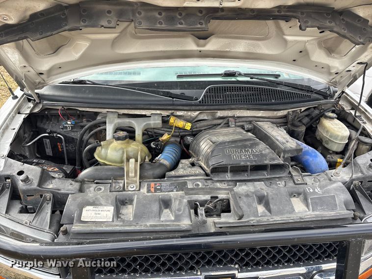 image for item EA4461 2013 Osage Express G4500 ambulance