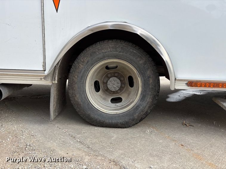 image for item EA4461 2013 Osage Express G4500 ambulance