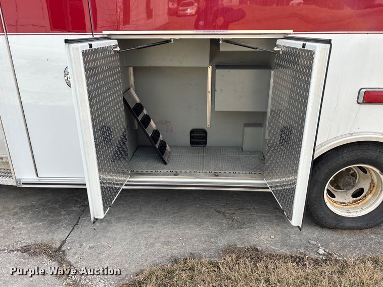 image for item EA4462 2010 Ford E450 Super Duty ambulance