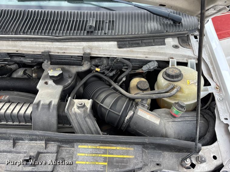 image for item EA4462 2010 Ford E450 Super Duty ambulance