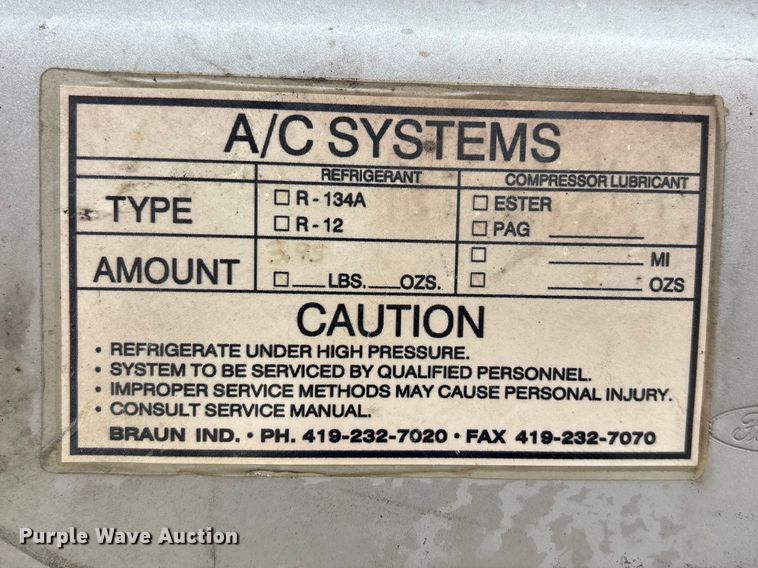 image for item EA4462 2010 Ford E450 Super Duty ambulance