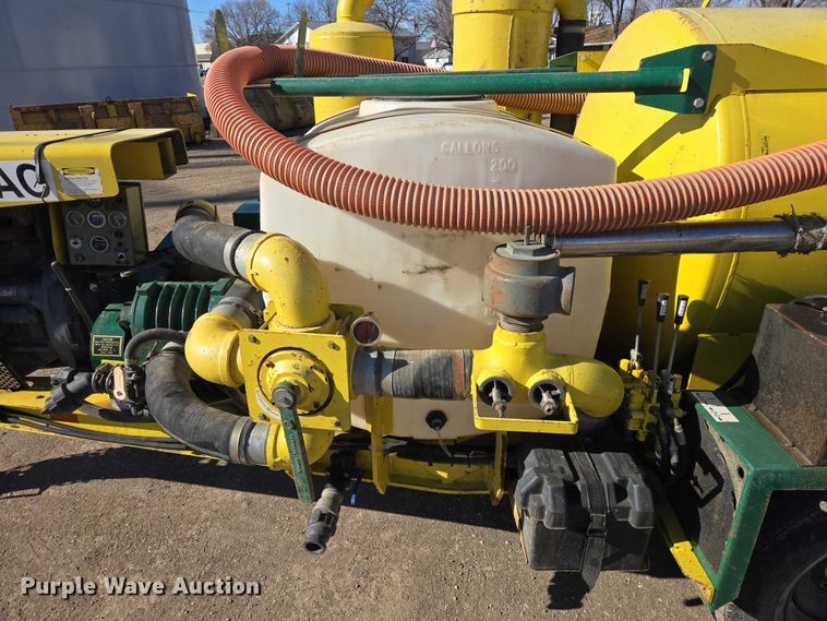 image for item EB1341 2001 Ring-O-Matic Jet Vac 550 