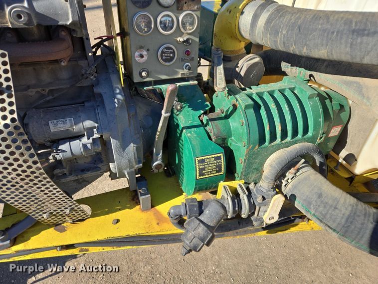 image for item EB1341 2001 Ring-O-Matic Jet Vac 550 