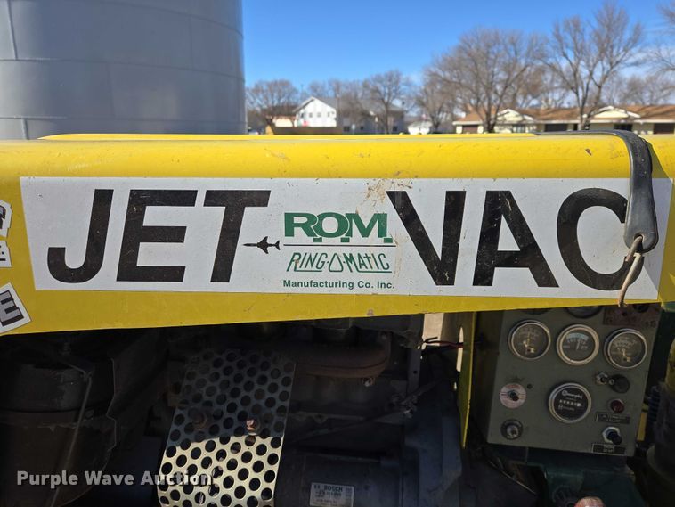 image for item EB1341 2001 Ring-O-Matic Jet Vac 550 