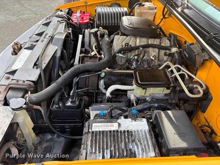 image for item EC8266 1999 Chevrolet C3500 pickup truck