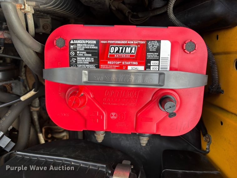 image for item EC8266 1999 Chevrolet C3500 pickup truck