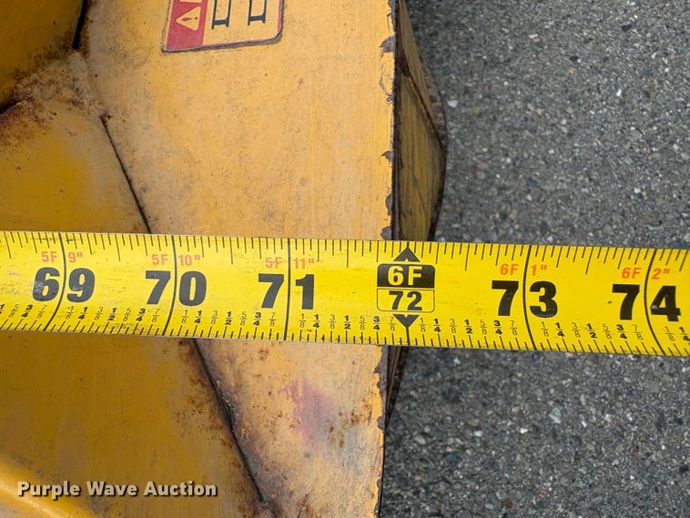 image for item EC8267 2008 Hustler 4600 ZTR lawn mower