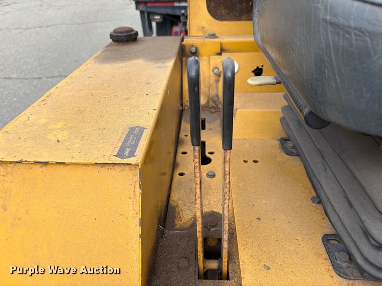 image for item EC8267 2008 Hustler 4600 ZTR lawn mower