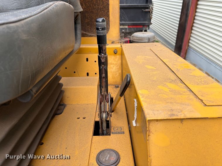 image for item EC8267 2008 Hustler 4600 ZTR lawn mower