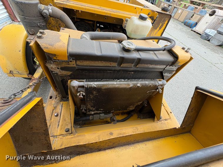 image for item EC8267 2008 Hustler 4600 ZTR lawn mower