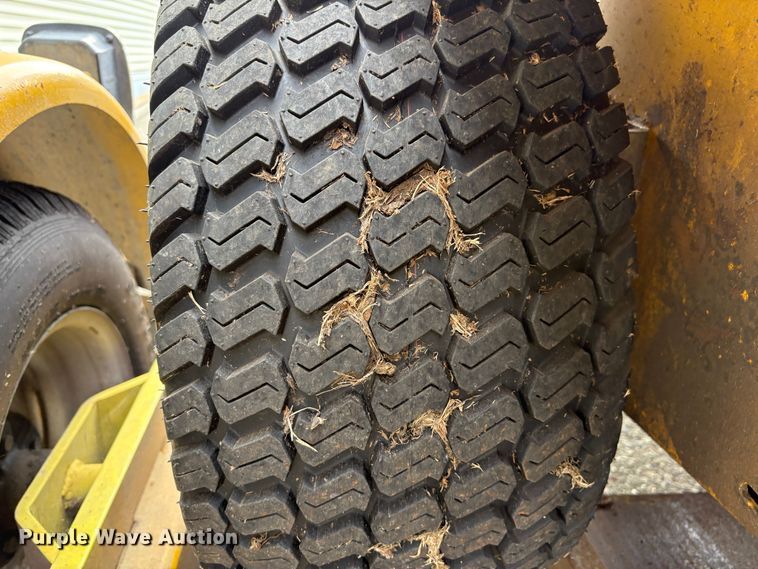 image for item EC8267 2008 Hustler 4600 ZTR lawn mower