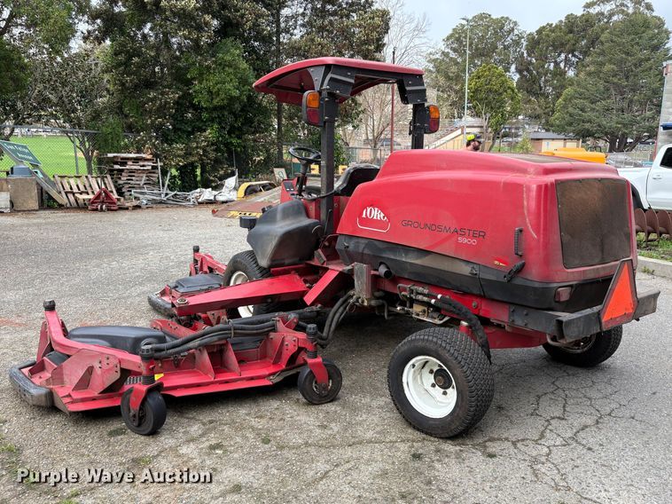 image for item EC8270 2009 Toro 5900 lawn mower