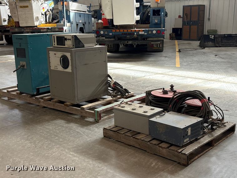 image for item EI5713 Hipotronics CF70-12-A voltage testing equipment