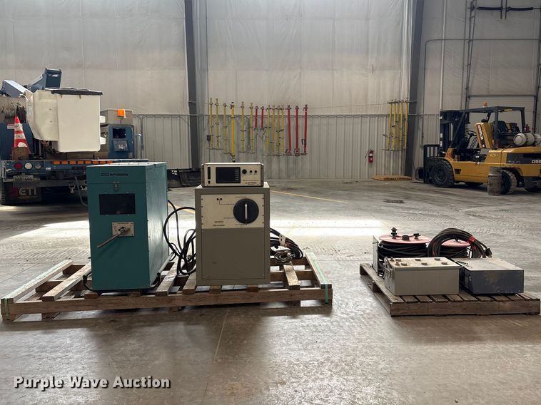 image for item EI5713 Hipotronics CF70-12-A voltage testing equipment