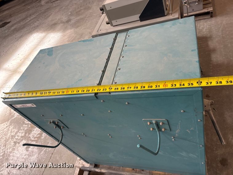 image for item EI5713 Hipotronics CF70-12-A voltage testing equipment