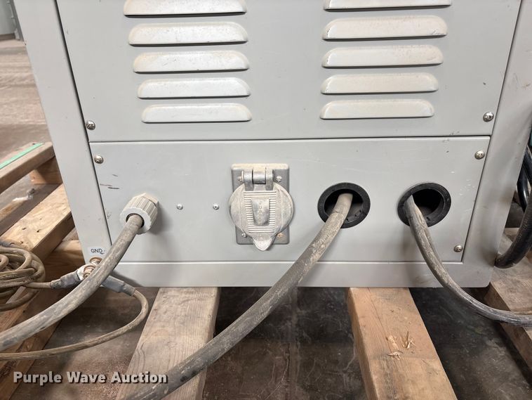 image for item EI5713 Hipotronics CF70-12-A voltage testing equipment