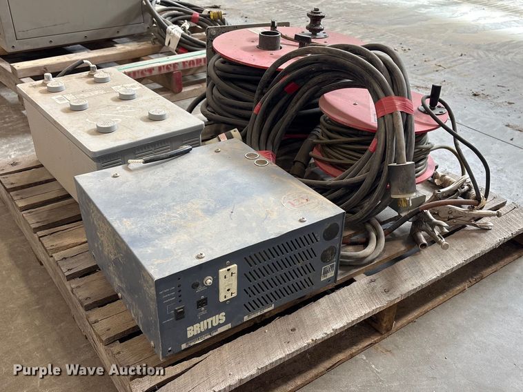 image for item EI5713 Hipotronics CF70-12-A voltage testing equipment