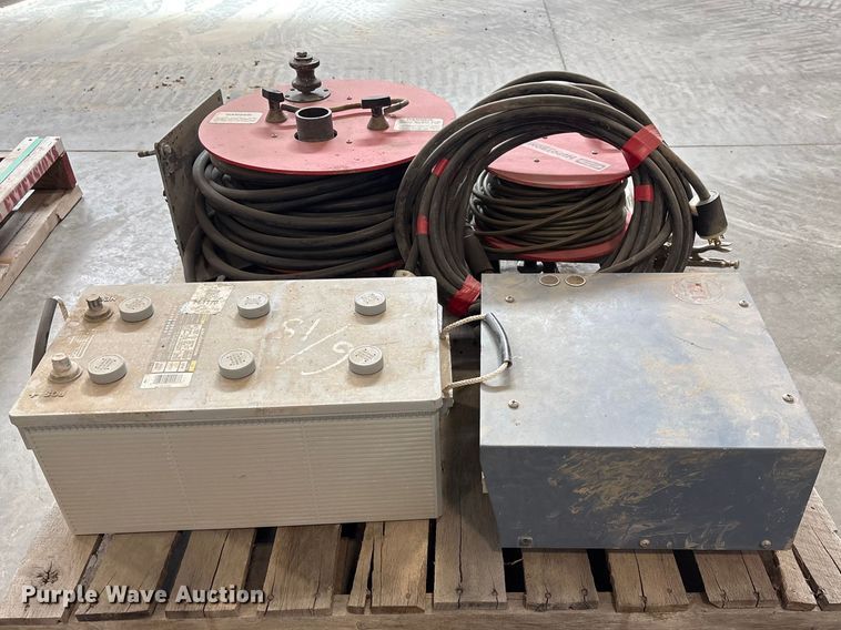 image for item EI5713 Hipotronics CF70-12-A voltage testing equipment