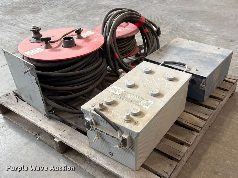 image for item EI5713 Hipotronics CF70-12-A voltage testing equipment