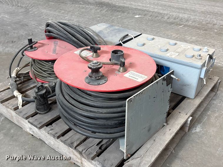 image for item EI5713 Hipotronics CF70-12-A voltage testing equipment