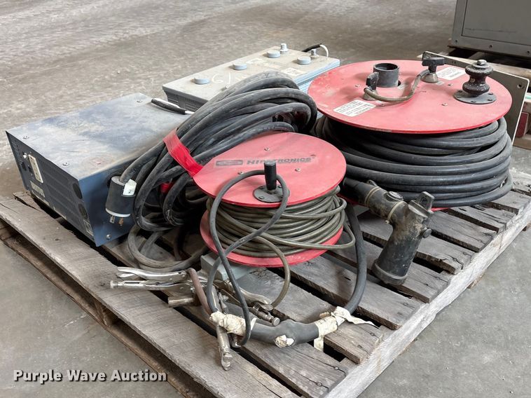 image for item EI5713 Hipotronics CF70-12-A voltage testing equipment