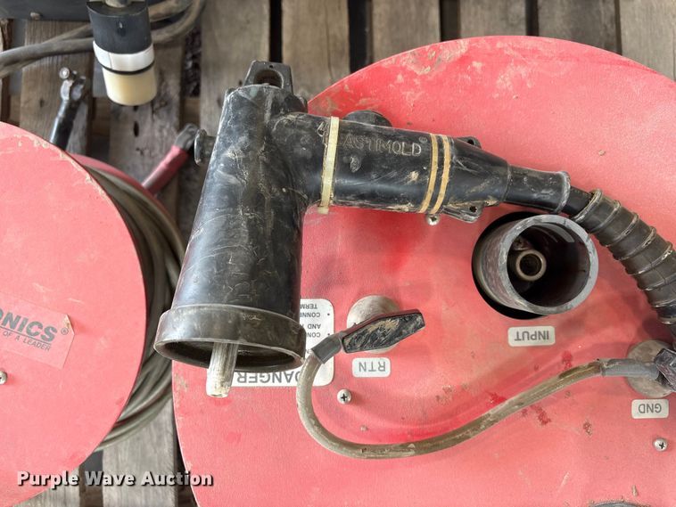 image for item EI5713 Hipotronics CF70-12-A voltage testing equipment