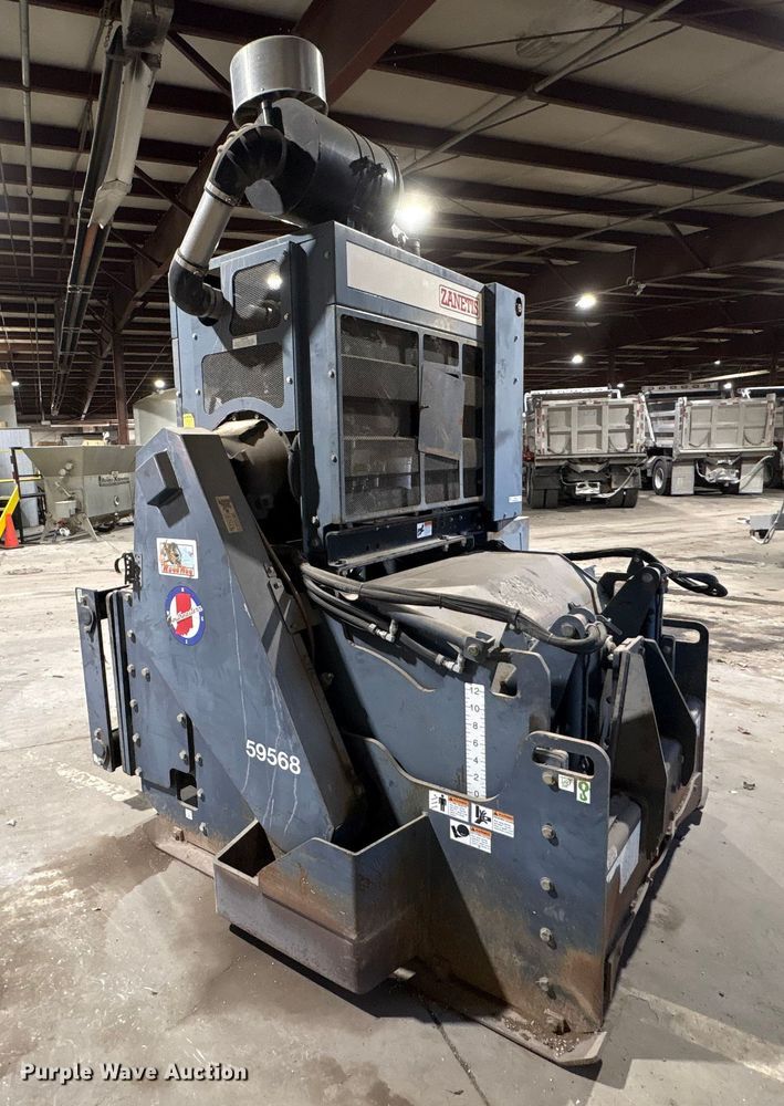 image for item EM6184 2009 Zanetis RH48200TLT asphalt cutter