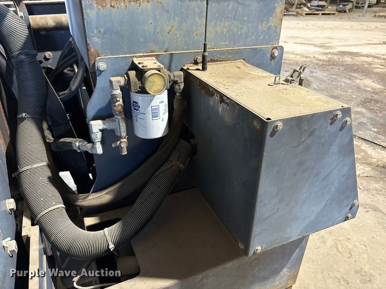 image for item EM6184 2009 Zanetis RH48200TLT asphalt cutter