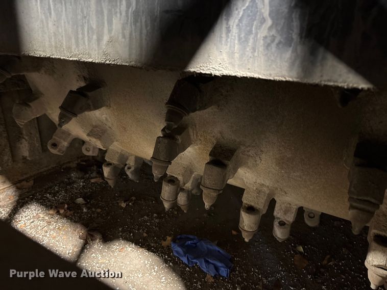 image for item EM6184 2009 Zanetis RH48200TLT asphalt cutter