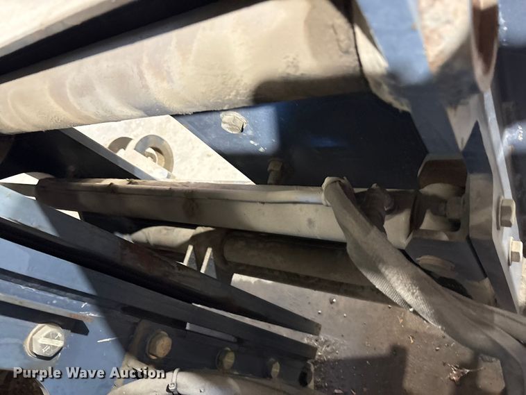 image for item EM6184 2009 Zanetis RH48200TLT asphalt cutter