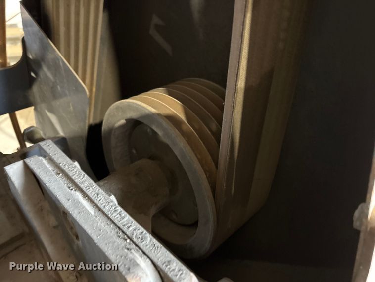 image for item EM6184 2009 Zanetis RH48200TLT asphalt cutter