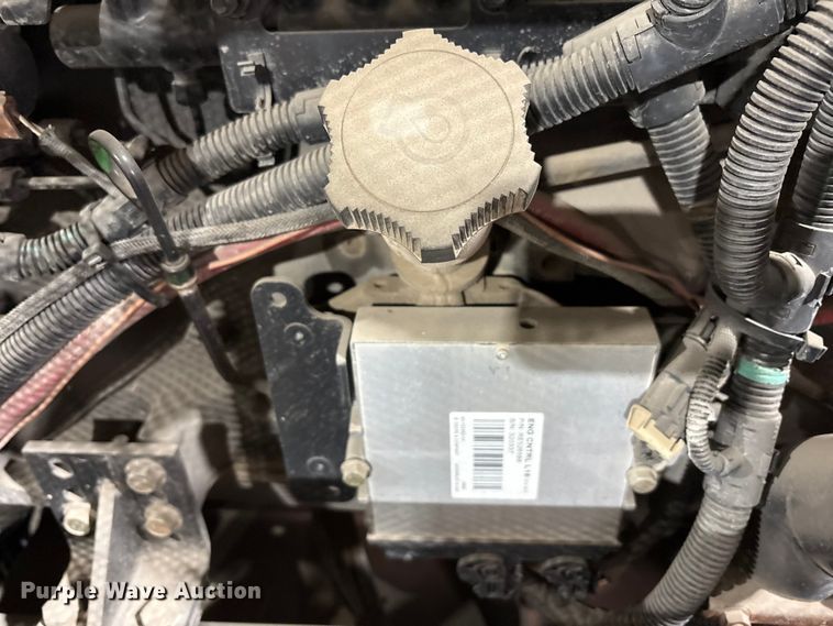 image for item EM6184 2009 Zanetis RH48200TLT asphalt cutter