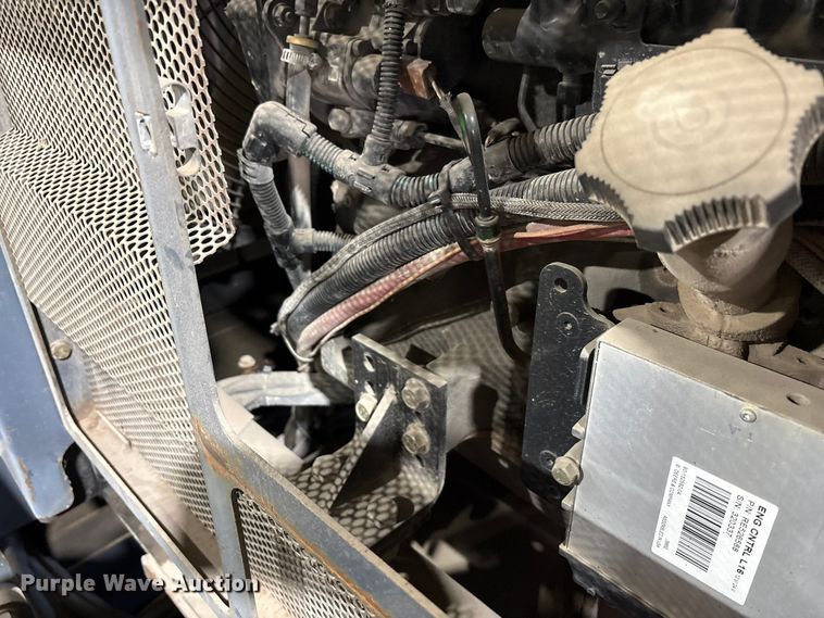 image for item EM6184 2009 Zanetis RH48200TLT asphalt cutter