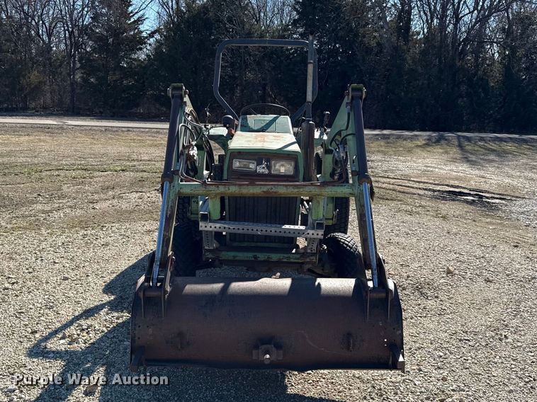 image for item EN0300 Deutz-Allis 5220 tractor