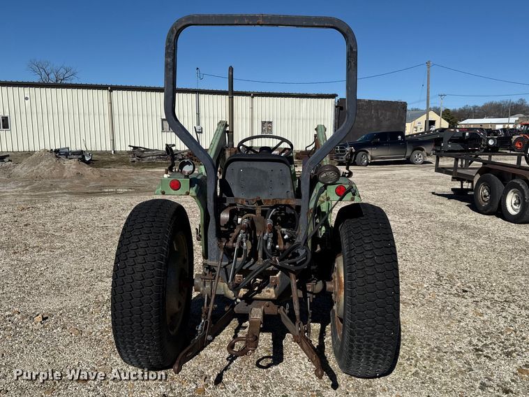 image for item EN0300 Deutz-Allis 5220 tractor